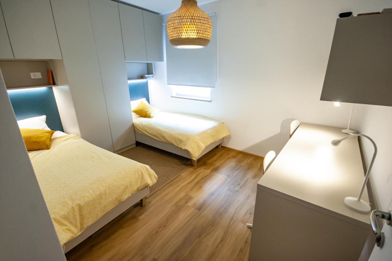 Rainbow apartament, Koper Bagian luar foto